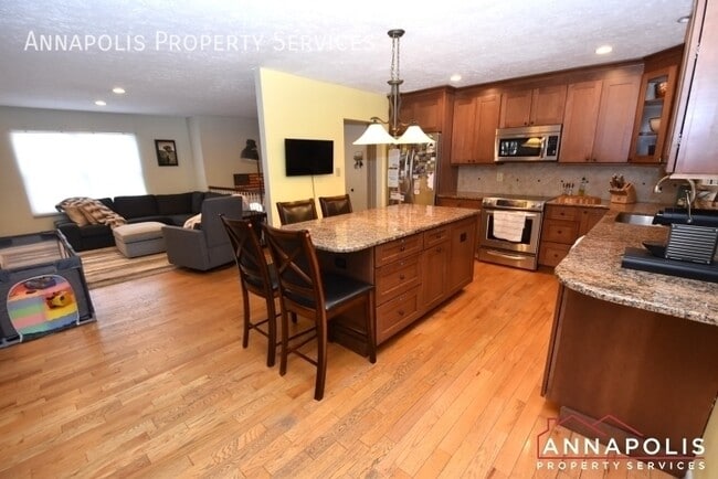Photo - 403 Edgemere Dr