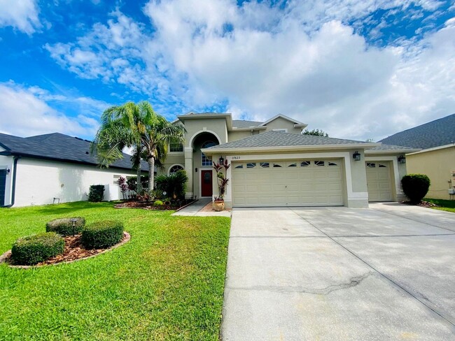 SPACIOUS 4 Bedroom 3 Bath Home in the Wave... - SPACIOUS 4 Bedroom 3 Bath Home in the Wave...