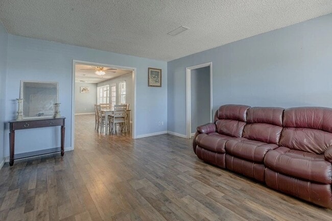 Photo - 4424 Conley Ave