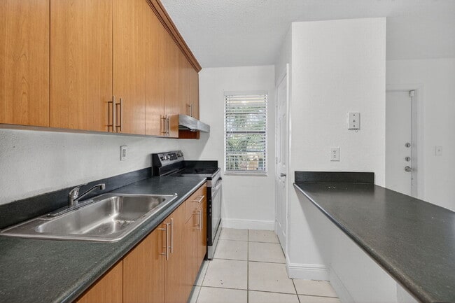 Photo - QUICK MOVE IN - FIRST MONTH FREE | Bright & Modern 1-Bedroom Apartment in Prime Oakland Park Loca... Unit 22