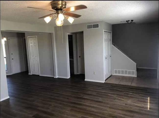 Photo - Stunning 3 bed 1 1/2 bath