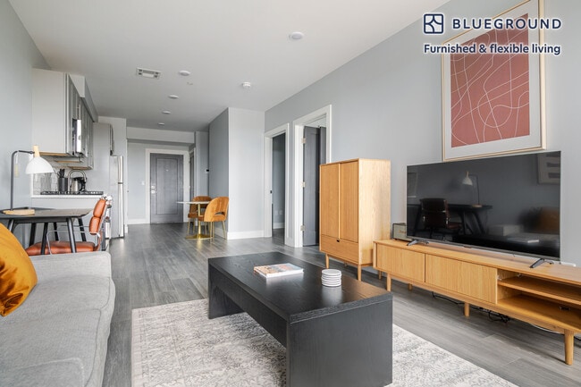 Photo - 365 Western Ave Unidad FL5-ID1280