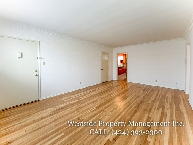 Photo - 244 S Doheny Dr Apartment Unit 244A