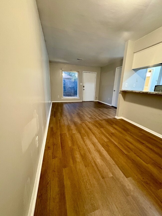 Photo - 3615 Mc Vay St SW