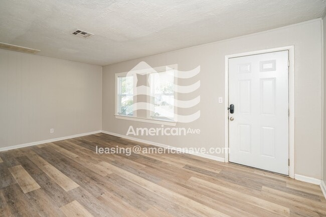 Photo - 1533 N Delaware Pl