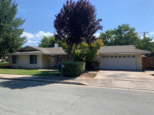 3 bedroom 2 bath home North MERCED! - 3 bedroom 2 bath home North MERCED!