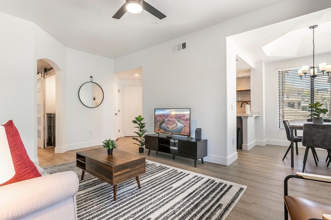 Photo - 15608 N 71st St Unidad ID1035255P