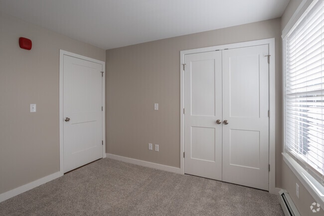 Katahdin - 1008SF - Bedroom