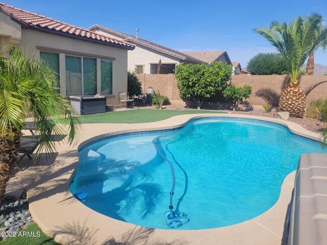 Photo - 19350 W Oregon Ave