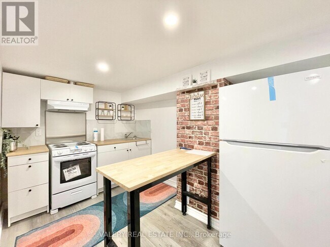 Photo - 52 Glenridge Rd