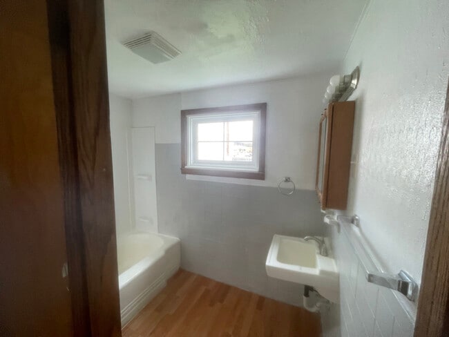 Photo - 205 Locust St Unit 3