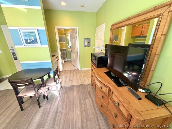 Photo - 8247 Mulligan Cir Unit side B