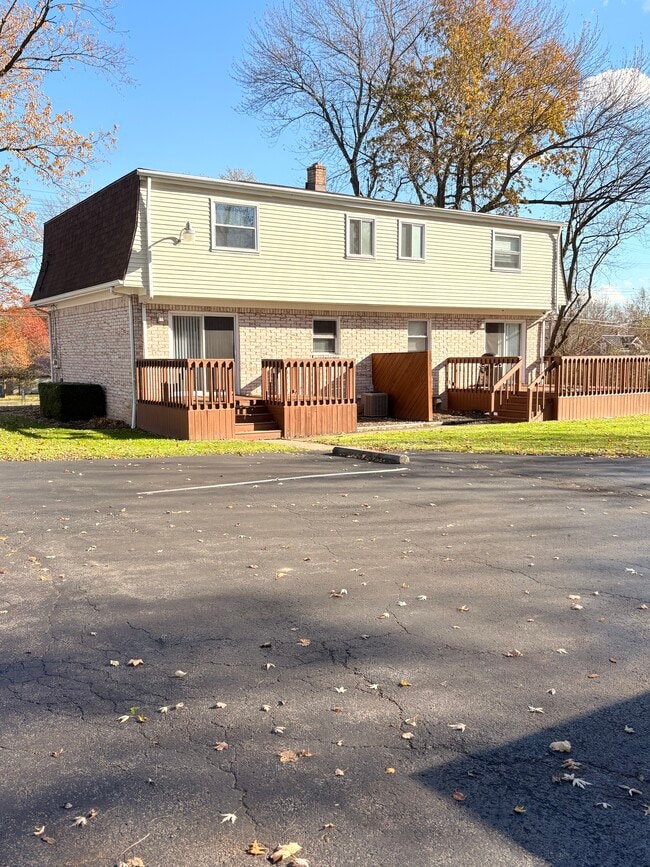 Photo - 1436 North Rd SE