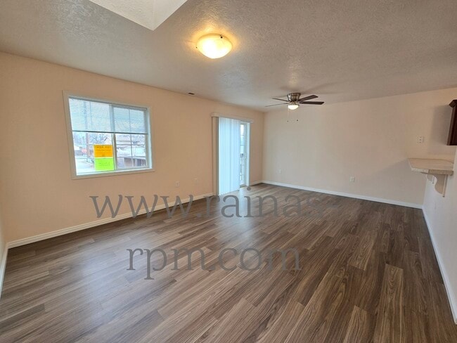 Photo - 3507 N Maple Grove Rd Unit 201