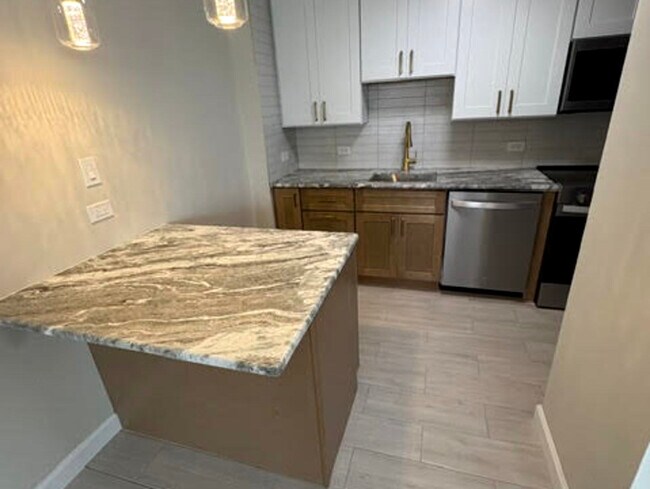 Photo - 4250 N Marine Dr