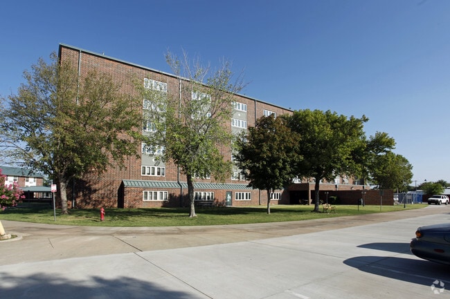 Photo - Autumn House Senior Housing