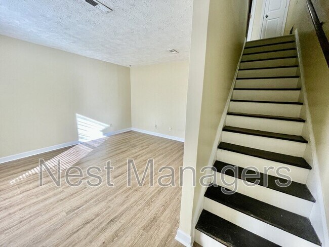 Photo - 5854 Aftonshire Dr