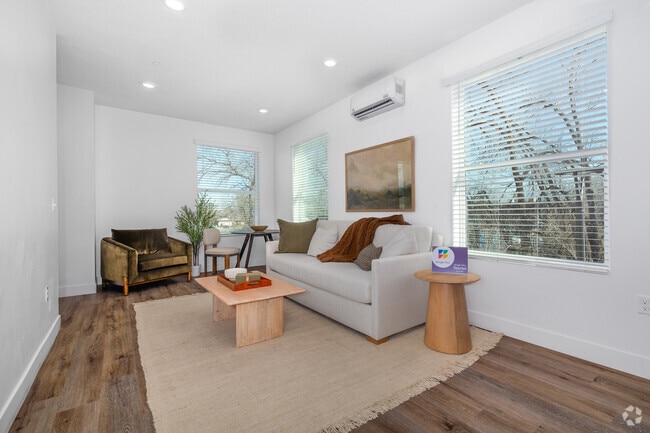 2BR, 1.5BA - 1,107SF - Living Room