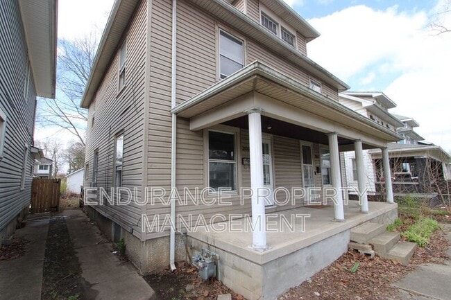 Photo - 202-204 Harrison Avenue Unidad 202 Harrison Avenue