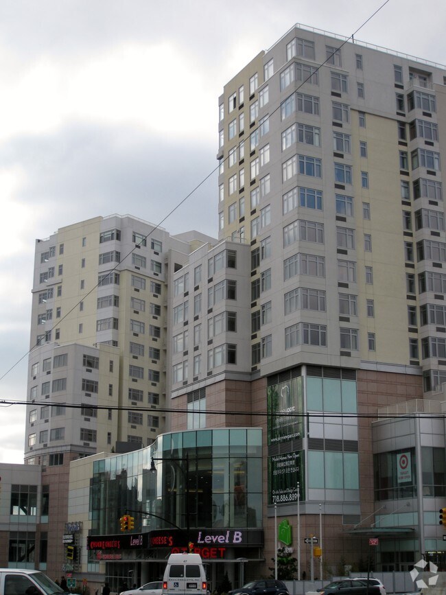 Photo - Sky View Parc