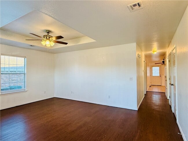 Photo - 10 Holly Dr