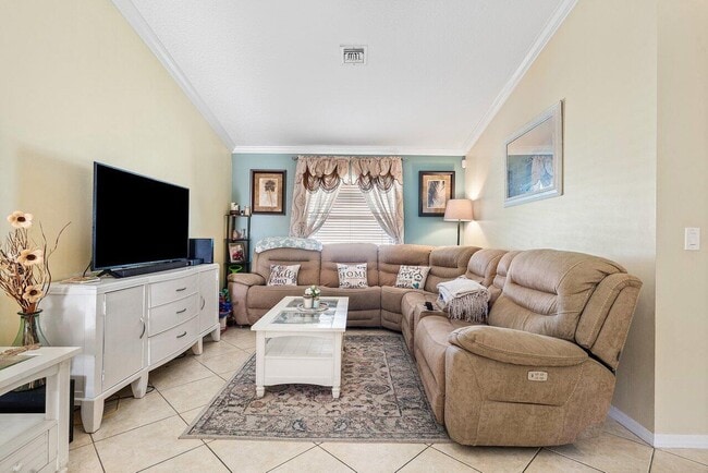 Photo - 177 Heming Way