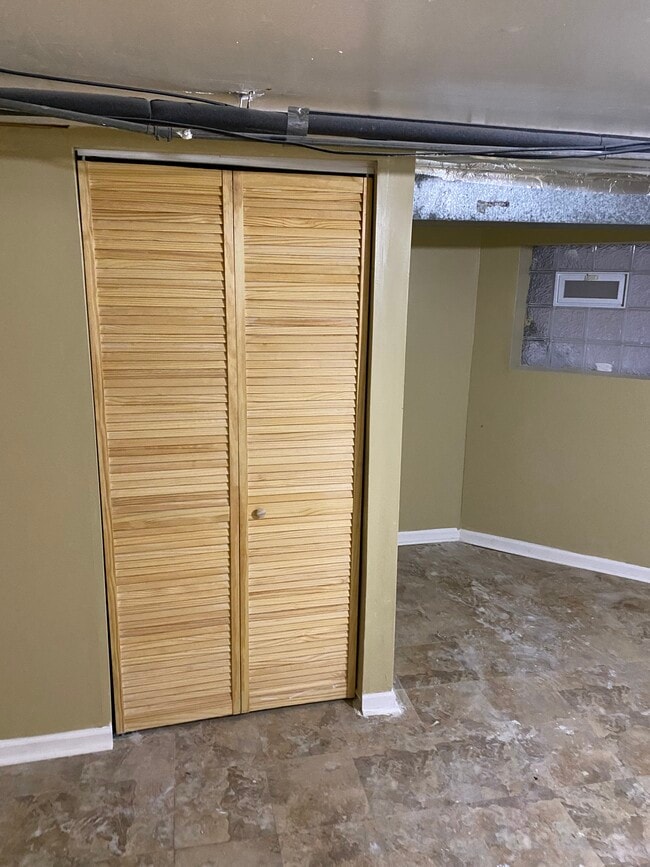 Basement - 5643 S Green St