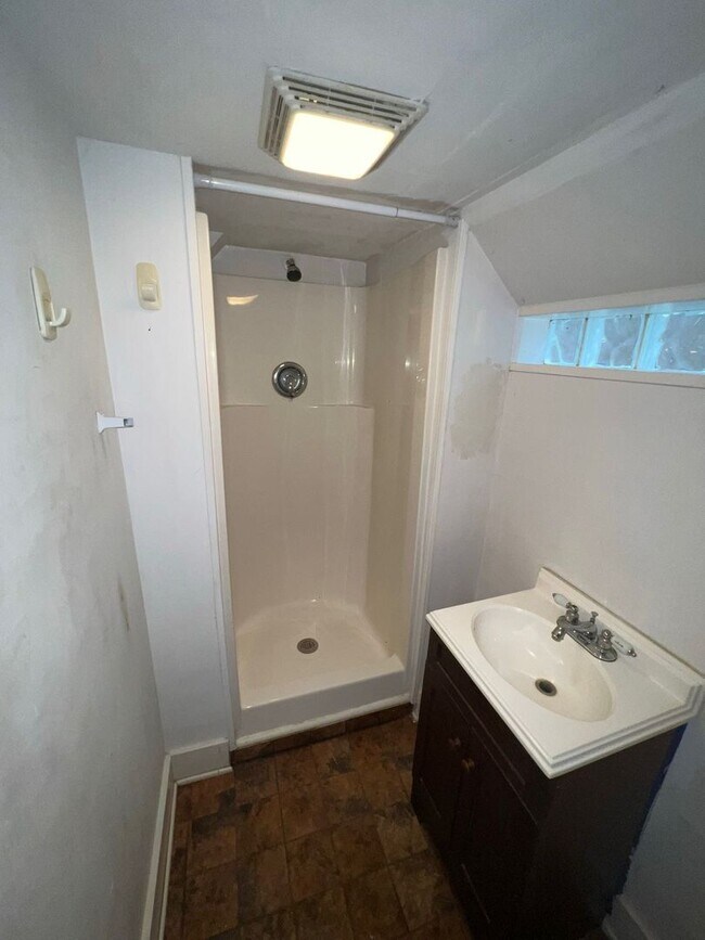 Photo - Atlanta Apartment on Quiet Corner Lot