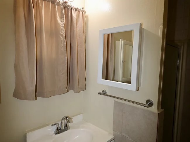 Photo - 7913 Jamieson Ave