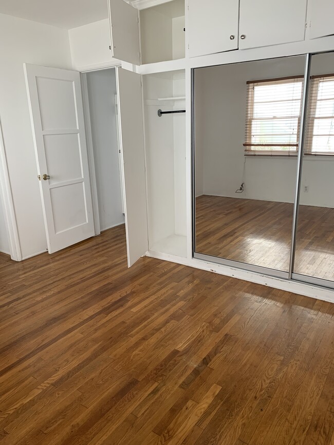 Photo - 1908 20th St Unit B