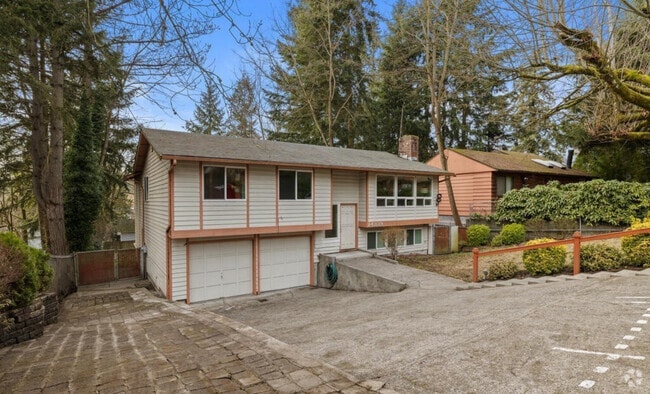 Building Photo - 14339 22nd Ave NE Rental