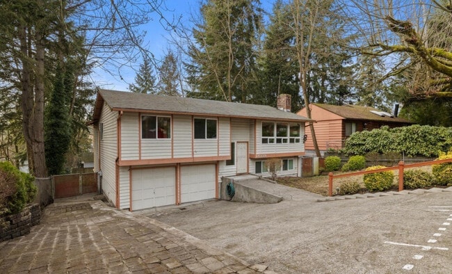 Building Photo - 14339 22nd Ave NE Rental