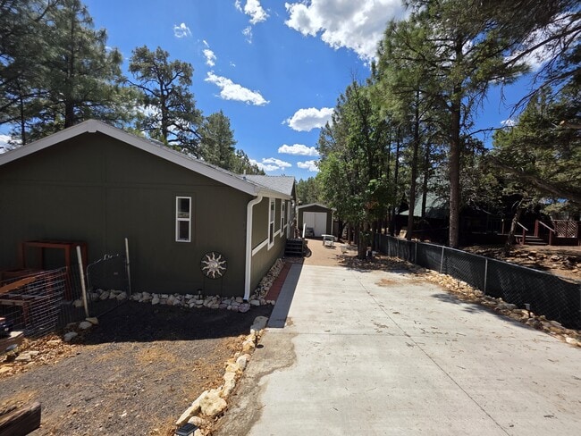 Photo - 921 S 11th Ave Casa