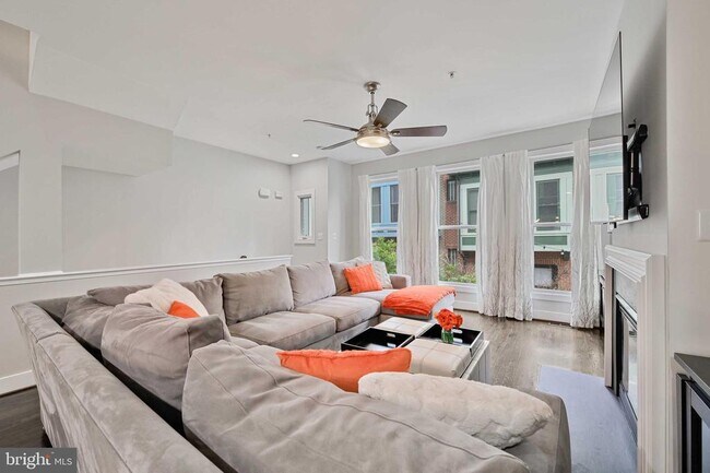 Photo - 27 Yogurt Ln