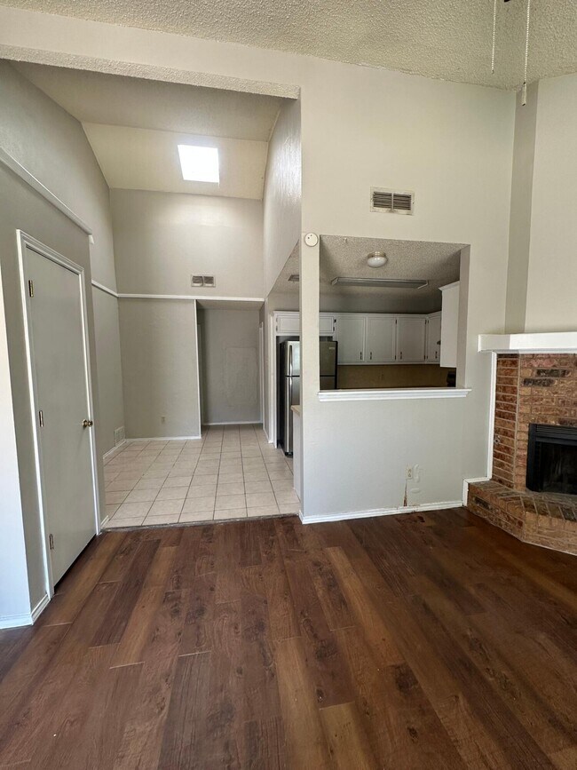 Photo - 5618 Brownfield Dr