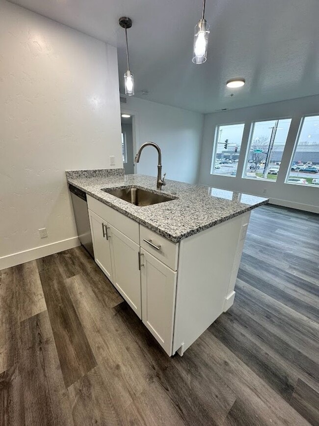 Photo - 1553 Clear Creek Dr Unit 201