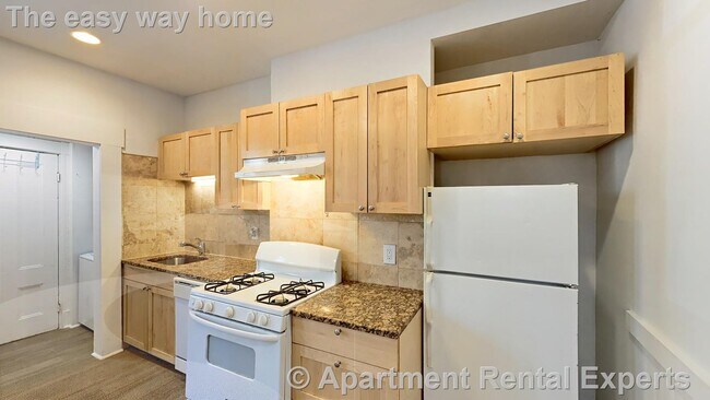 Photo - 254 Windsor St Unidad #1L