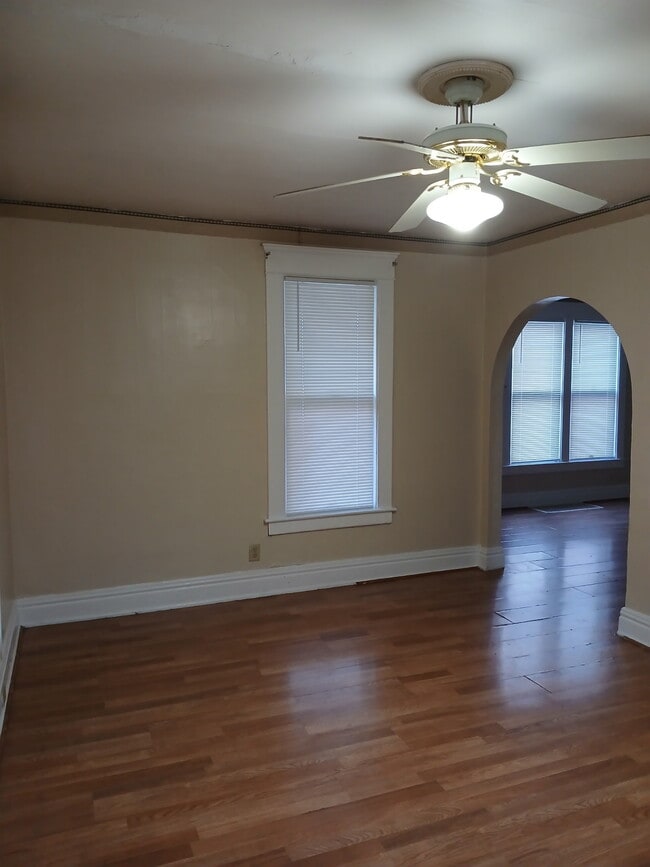 Photo - 608 N Henry St