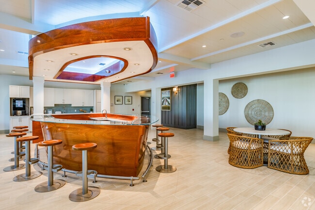 Boat Bar - Summer House At Lake Apopka