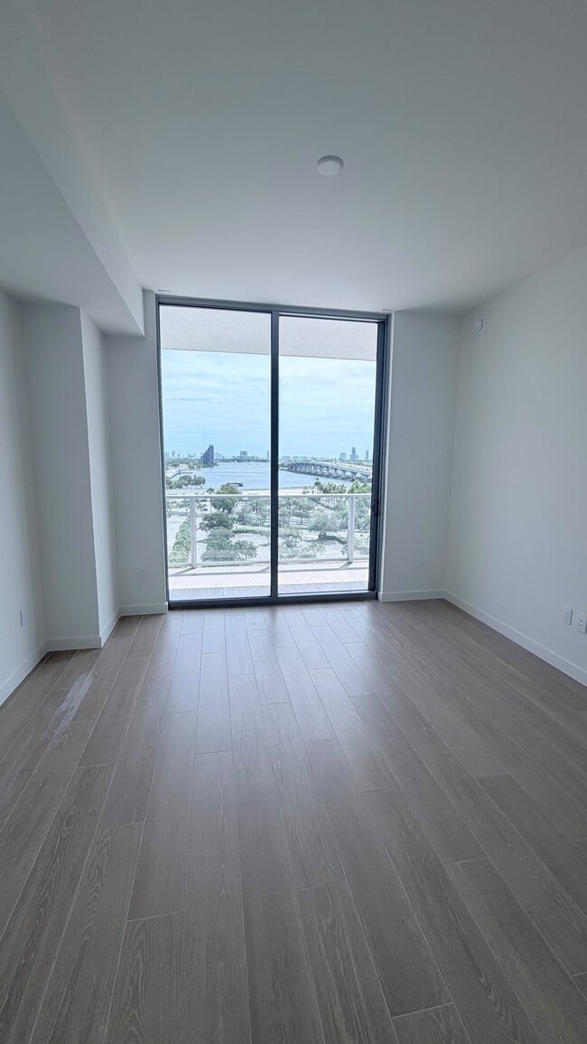 1400 Biscayne Blvd Unit 809