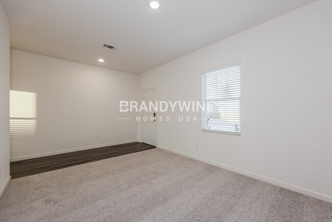 Photo - 8301 Sniptoe Dr