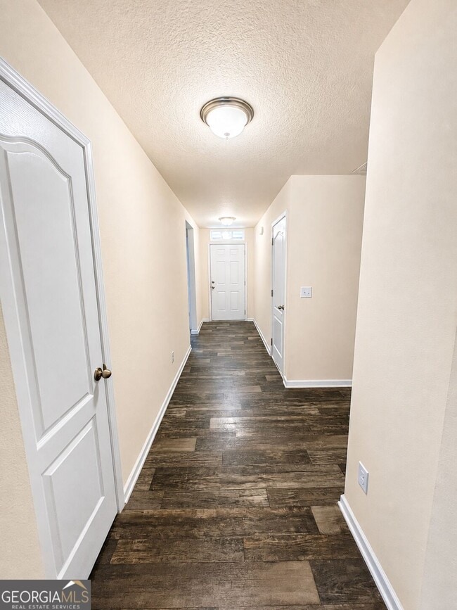228 Brooklet Cir