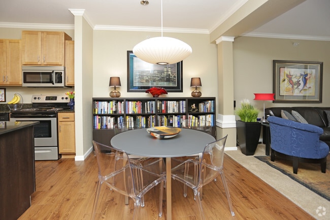 Lyndale Plaza Apartments
