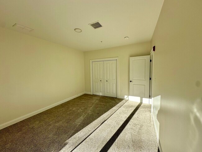 Photo - 10 Franklin Ave Unidad 102