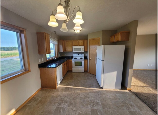 Photo - 9208 Golden Pond Ln N