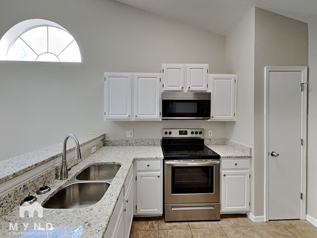 Photo - 1778 Chatham Cir