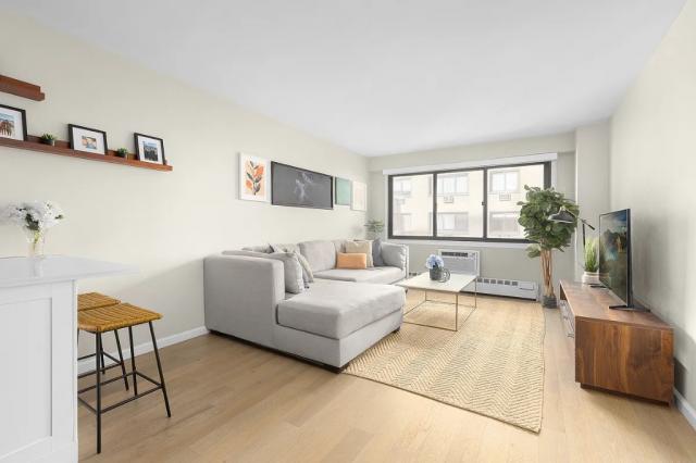 1 bedroom in New York NY 10011 - 1 bedroom in New York NY 10011 Condo Unit 10HS