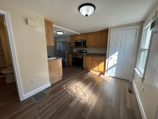 Photo - 70 Beaver Brook Rd Unit C