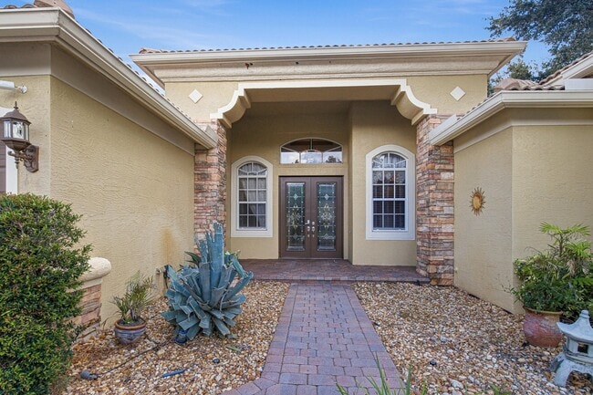 9655 Campi Dr