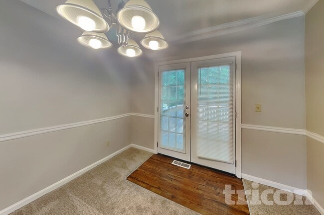 Photo - 1202 Holly Hills Dr SW